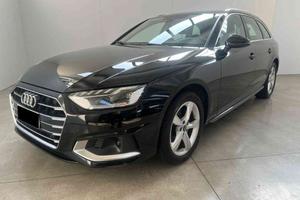 Audi A4 Avant 30 TDI S tronic Business Advanced