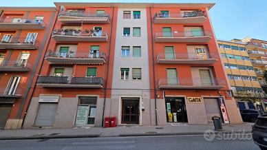 Ampio 2 Locali in Via Carducci