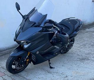 Yamaha T Max 20