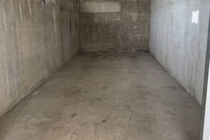 GARAGE/BOX con finestre a Monsampolo del Tronto