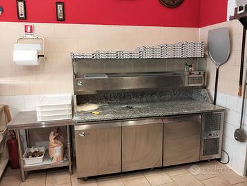 Attrezzatura completa pizzeria