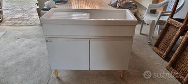 lavandino con mobile