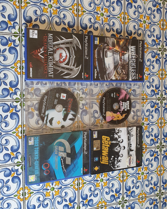 Blocco di 6 giochi per play station 2