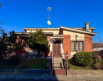CASA INDIPENDENTE A PIETRA DE' GIORGI