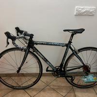 Bici da corsa Carrera in Carbonio