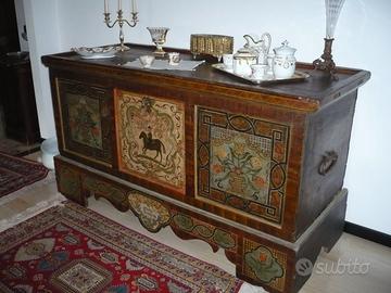 Antica Cassapanca Austriaca del 1775