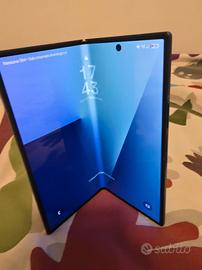 Galaxy Z Fold 7 + Vetrino e Cover Spigen incluse