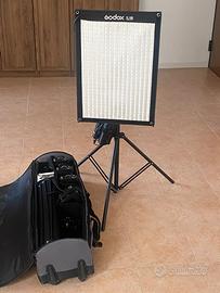 Kit di 4 unita luci da studio Godox FL100 + Bag