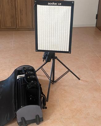 Kit di 4 unita luci da studio Godox FL100 + Bag