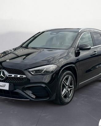 MERCEDES GLA 180 d AMG Line Premium auto