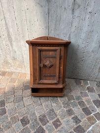 mobiletto arte povera