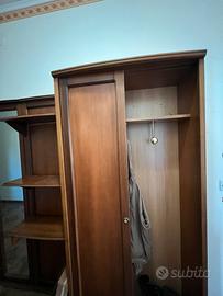 Cappottiera in legno