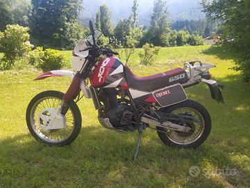 Suzuki DR 650 - 1990