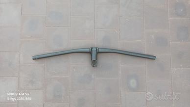 Manubrio Bontrager in alluminio