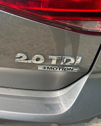 Volkswagen Golf 2.0 TDI 5p. 4MOTION Highline BlueM