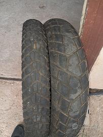 gomme moto