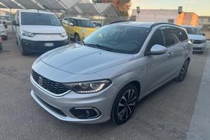 Fiat Tipo 1.6 Mjt SW Lounge Navi Retro Carplay