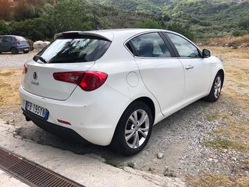 Giulietta 1600 ,105 cv