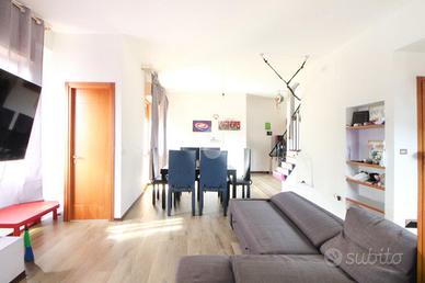 4 LOCALI A FRANCAVILLA AL MARE