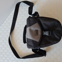 Borsa per reflex imbottita con cinghia