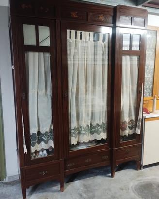 Credenza