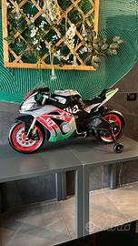 Moto elettrica per bambini Replica Aprilia RSV4