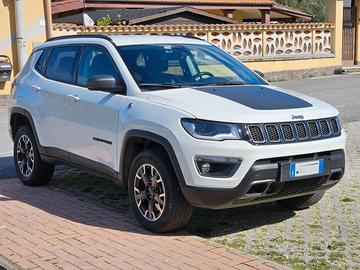 Jeep Compass 4xe Trailhawk 1.3 turbo t4 240cv