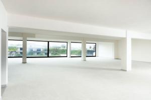 Ufficio 400 mq uscita caserta nord con parcheggio