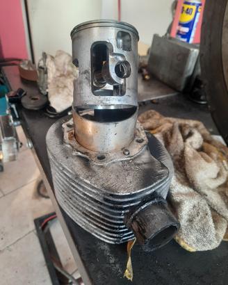 Vespa gruppo termico Gilardoni 220 cc