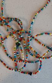 lunga collana in perline anni 70