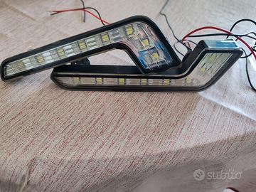 strisce led per auto