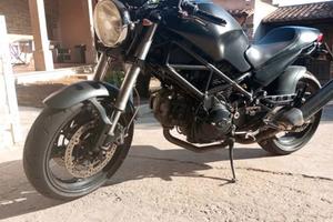Ducati monster 696