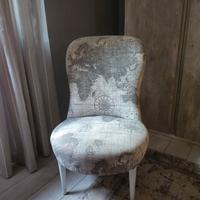 sedia antica a molle da arredamento modernizzata