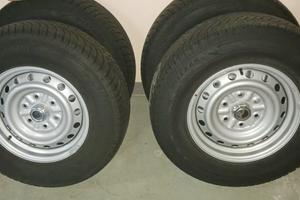 Gomme termiche e cerchi mitsubishi l200