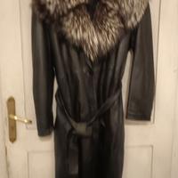 Cappotto pelle collo pelliccia.