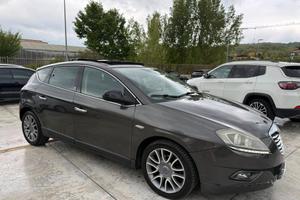 Lancia Delta 1.6 MJT 105CV -PLATINUM- TETTO A