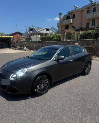 Alfa Romeo Giulietta 2.0 JTDM 170 CV Full Optional