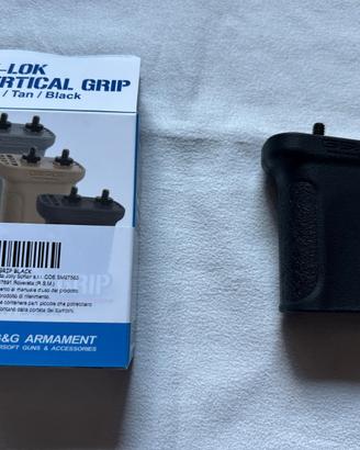 Impugnatura Verticale M-LOK Nera G&G Armament