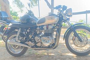 Triumph Bonneville  2001 carburatori 
