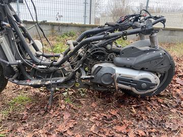 PIAGGIO   BEVERLY 400 RICAMBI