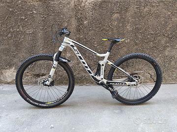 SCOTT SPARK 740 - 27,5” – MTB FULL