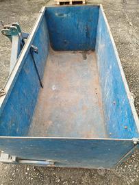 Benna ribaltabile cassonata