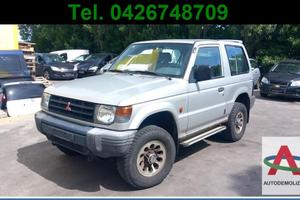 Ricambi MITSUBISHI PAJERO V20 2.5 TD - NO MOTORE