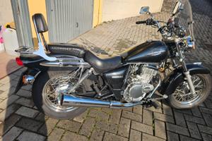 Moto Suzuki Marauder 250