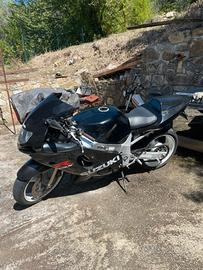 Suzuki gsxr 600 k3