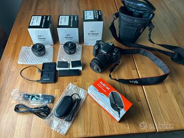 Reflex Canon EOS 77D + 3 Obiettivi Kit Fotografia