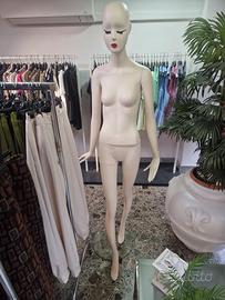 Manichino Donna da Vetrina