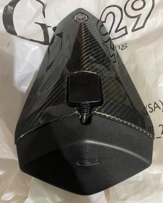 Monoposto in carbonio r1