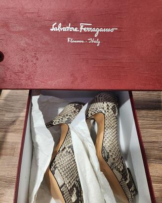 scatpa femminile Ferragamo