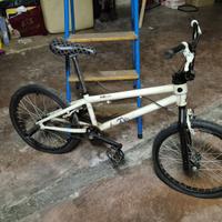 KHE Bike BMX